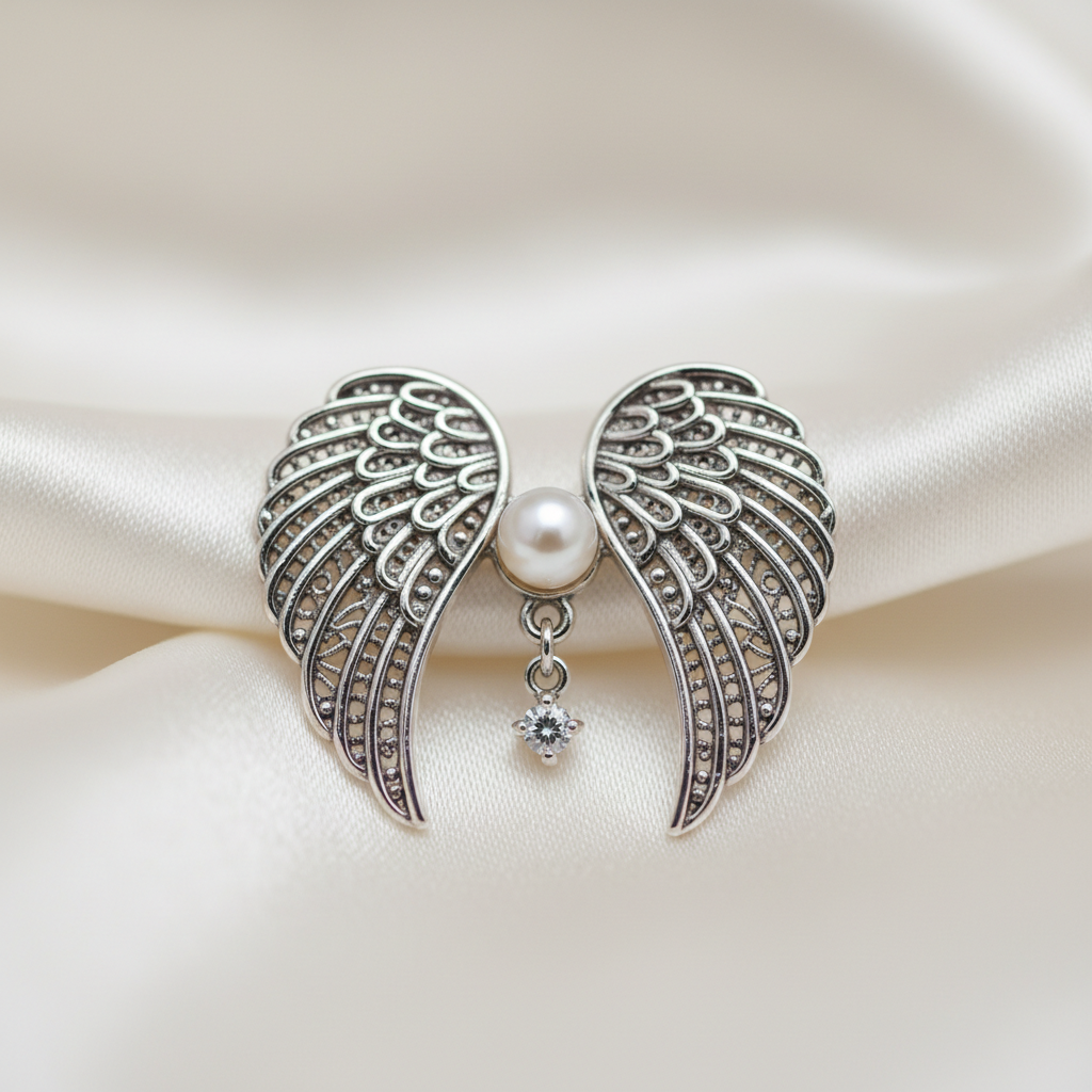 Angel Wings charm